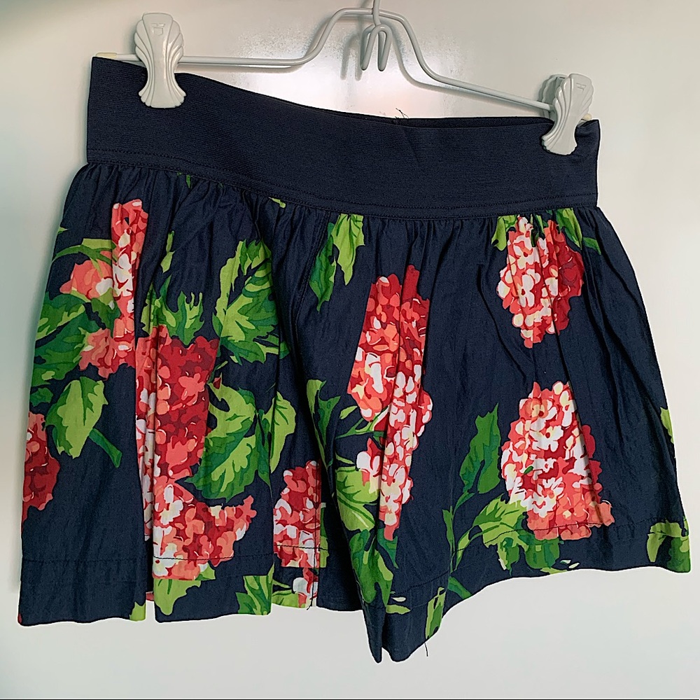 Abercrombie Kids Size XL Floral Skirt